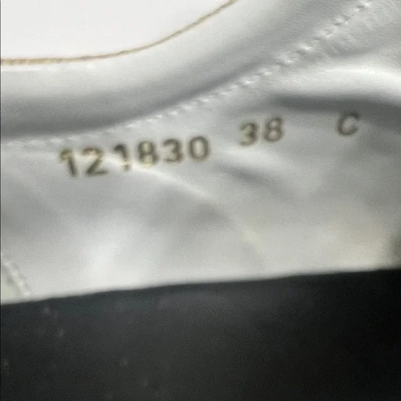 Gucci White/Beige GG Canvas and Leather Velcro Sneakers Size 38 - Picture 10 of 11